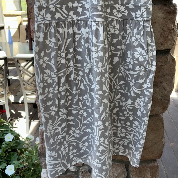 LOFT ANN TAYLOR Size MEDIUM Gray Ivory Floral Sleeveless High Neck Sundress - Picture 8 of 11